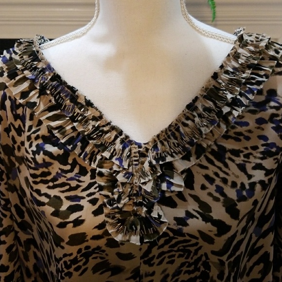Alfani Ruffle Trim Print Top - Picture 3 of 6